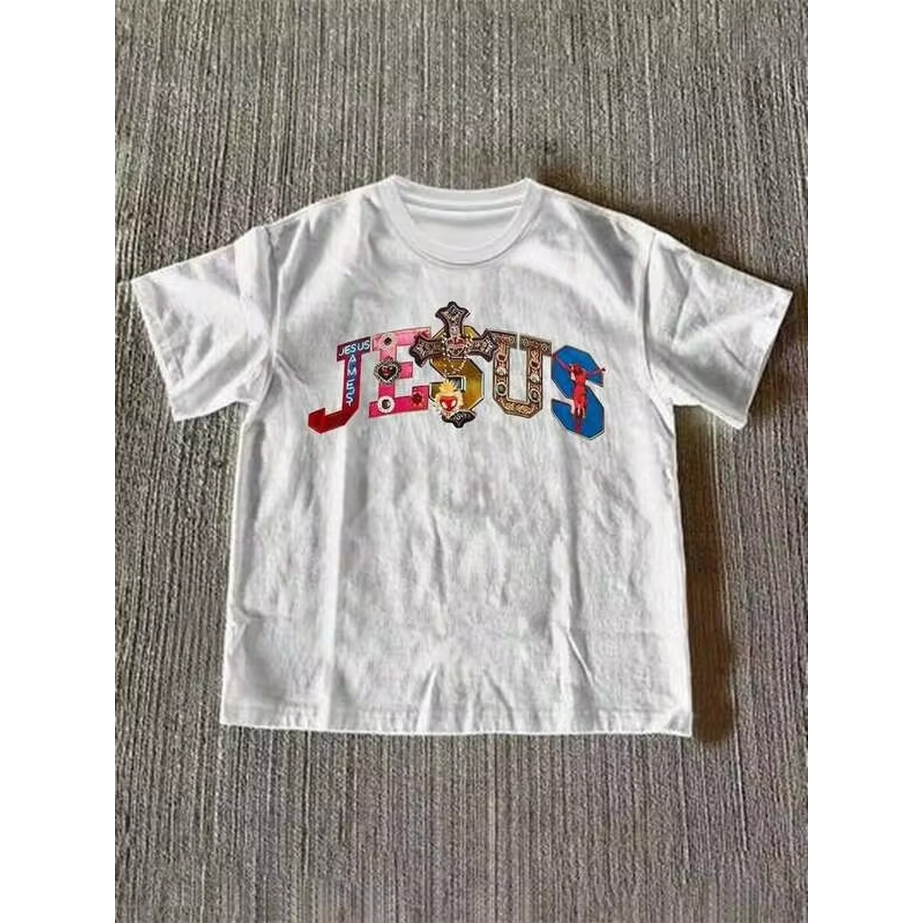 Outdoor Adventure For Kids - カラフルで快適なキッズ半袖Tシャツ - 日常着や遊び、アウトドアアドベンチャーに最適 - 柔らかいコットン生地、男の子と女の子向けの楽しいデザイン！